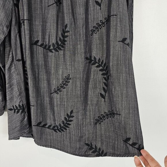 Soft Surroundings Womens Button Down Shirt Size Large Gray Black Papyrus Floral - Picture 6 of 11